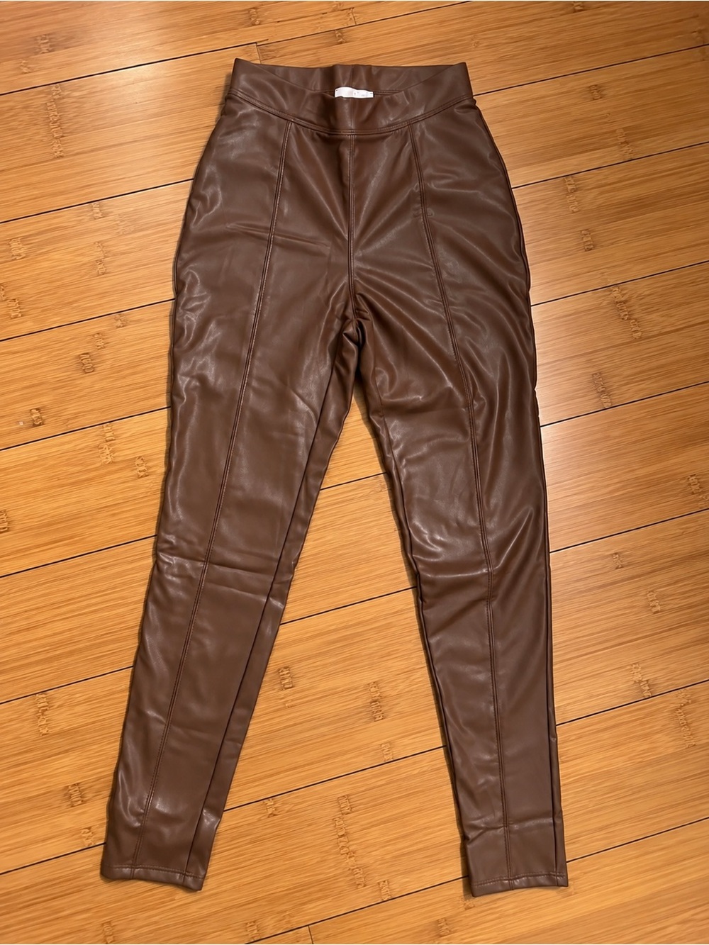 High-Waist Faux Leather Leggings - Brown